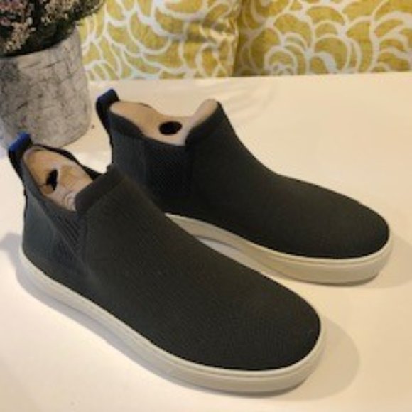 Rothys Chelsea Boot NWT/Green - Picture 4 of 7